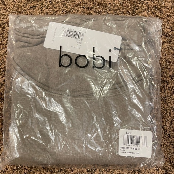 NEW IN PACKAGE - BOBI 3/4 sleeve boatneck tee shirt in Basil Sz S - Picture 2 of 4